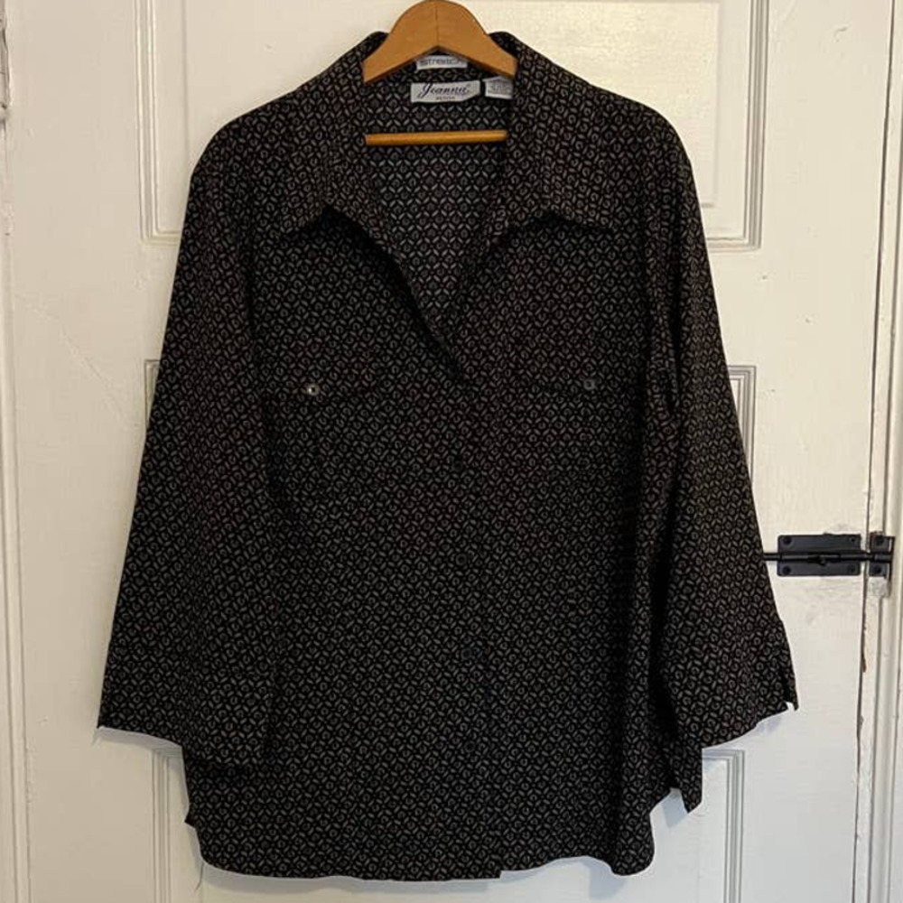 VINTAGE Joanna Petite Black brown print casual top PXL